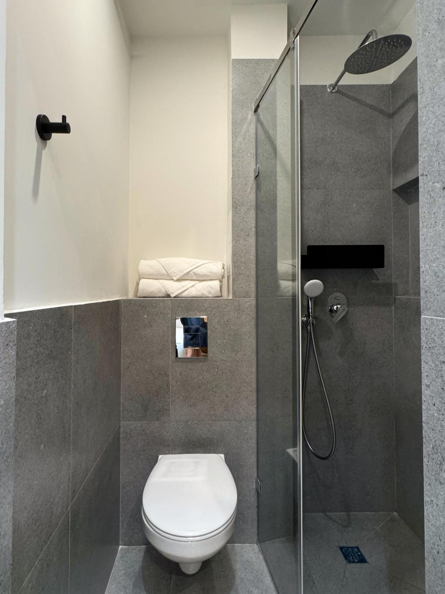 Mosh Mosh Boutique Hotel Almaty Bagian luar foto